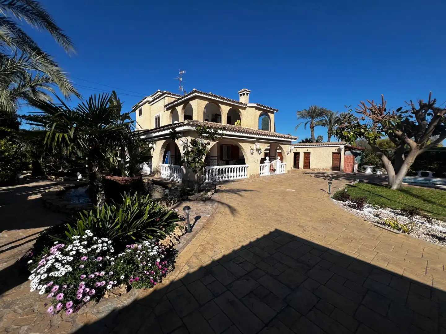 Chalet con piscina en venta en Las Bayas, imagen 9