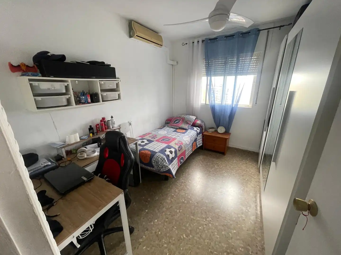 Schlafzimmer von Wohnung zum Verkauf in Málaga mit Klimaanlage, Privatgarten und Balkon