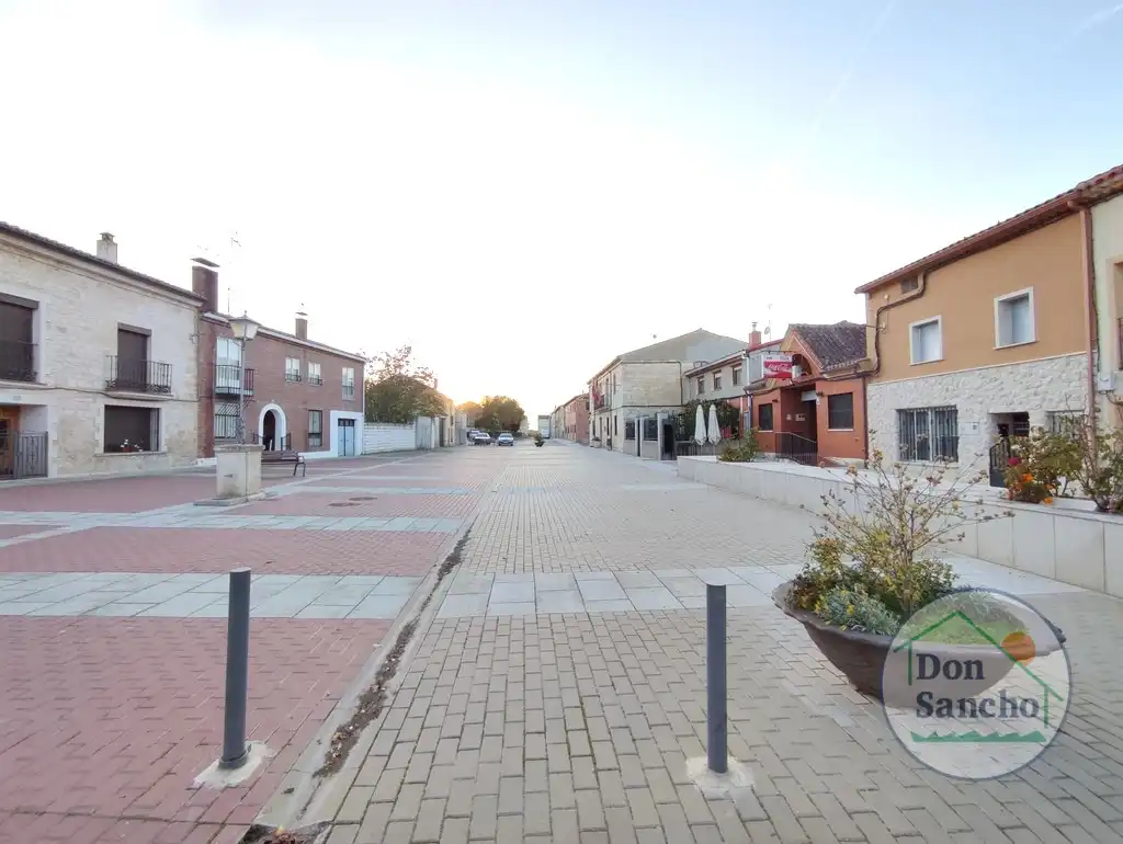 Außenansicht von Residential zum Verkauf in Olmos de Esgueva