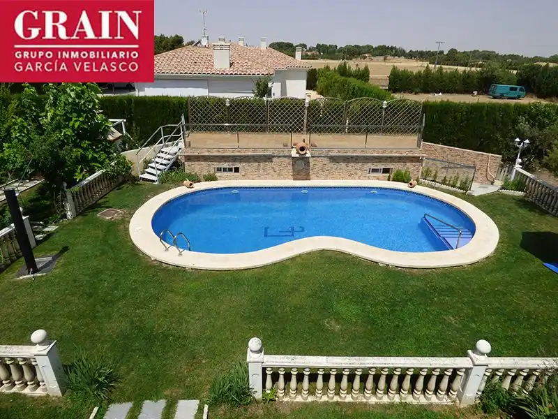Piscina de Casa o chalet en venta en Albacete con Aire acondicionado, Calefacción y Jardín privado