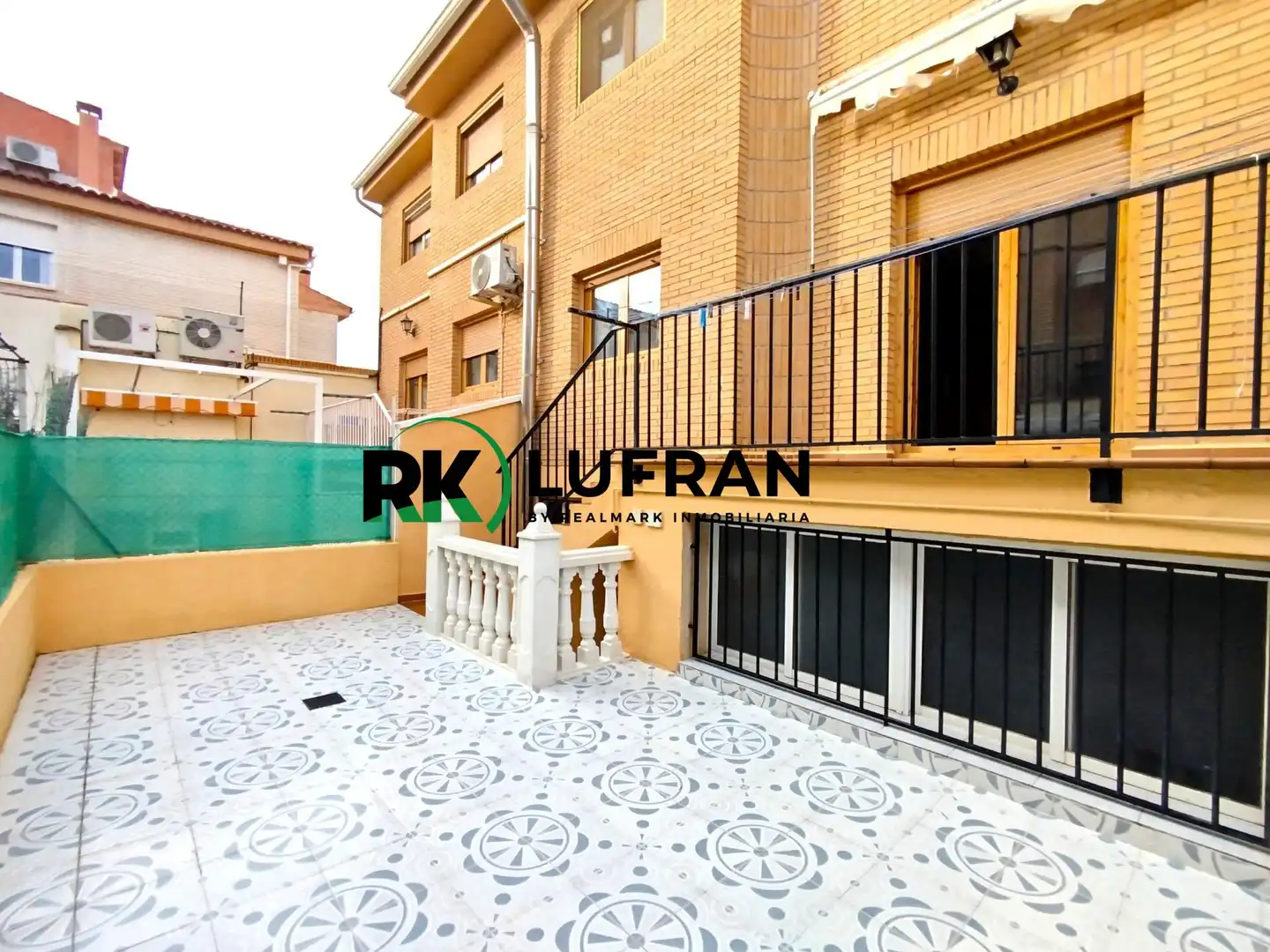 Vista exterior de Casa o chalet en venta en Petrer con Aire acondicionado