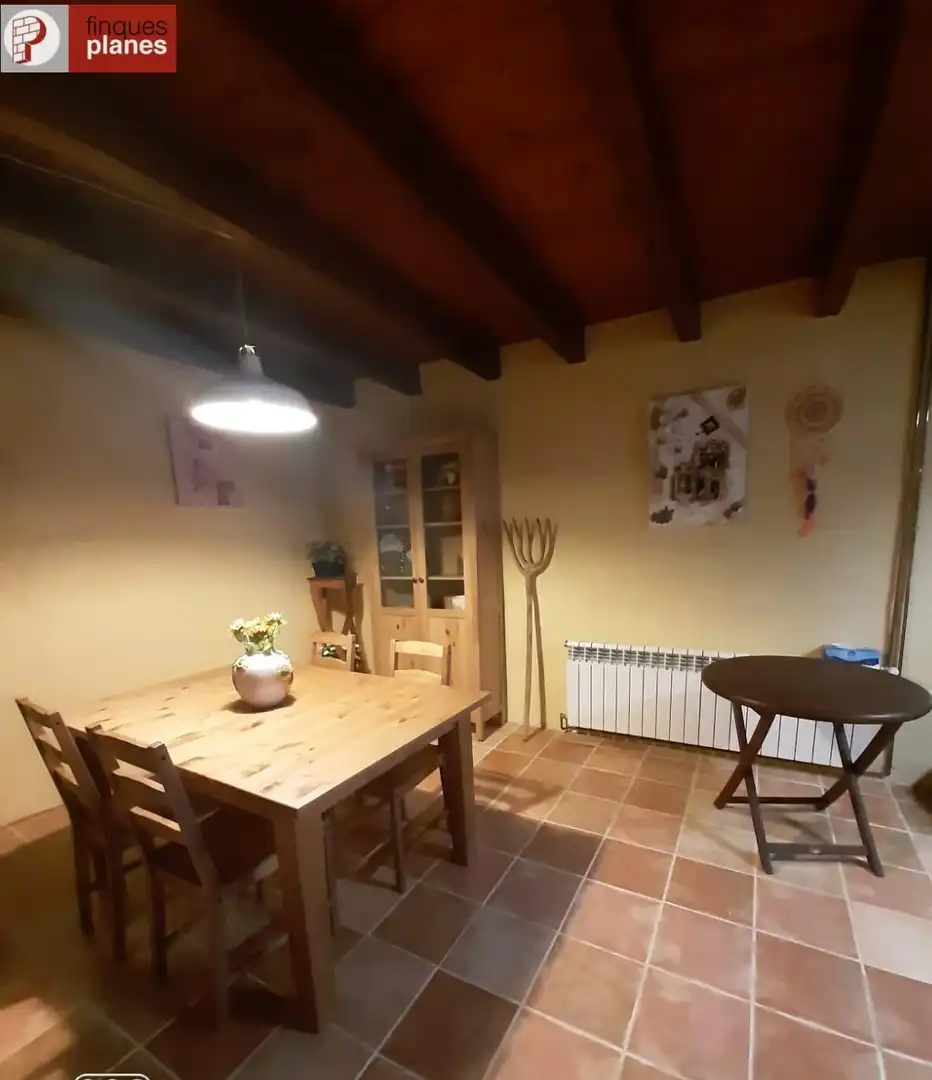 Comedor de Casa o chalet en venta en Cabó con Calefacción y Jardín privado
