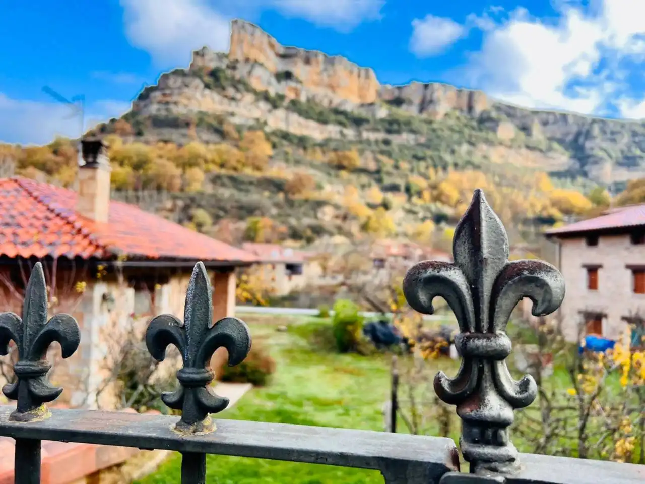Jardí de Casa o xalet en venda en Valle de Sedano amb Jardí privat