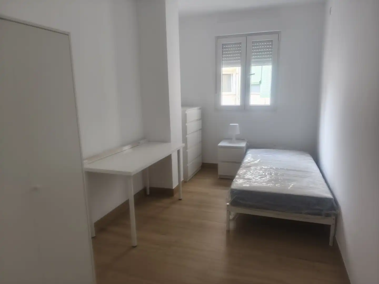 Flat for rent in Avenida de Madrid, Belén - San Roque