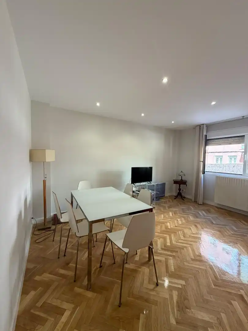 Esszimmer von Wohnung zur Miete in Madrid mit Heizung, Privatgarten und Parkett