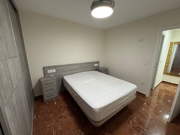 Wohnung mit Aufzug zur Miete in Calle de Sefarad