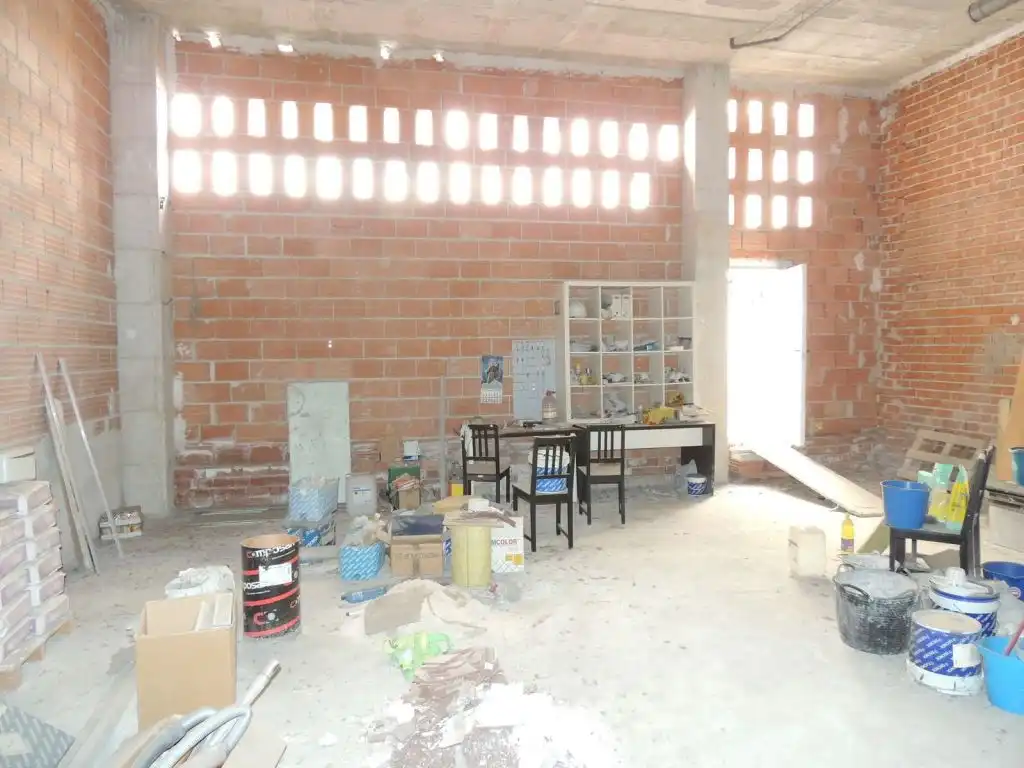 Local comercial en venda a Casco Urbano, imagen 4