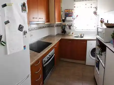 Cuina de Àtic de lloguer en Fuengirola amb Aire condicionat, Jardí privat i Terrassa