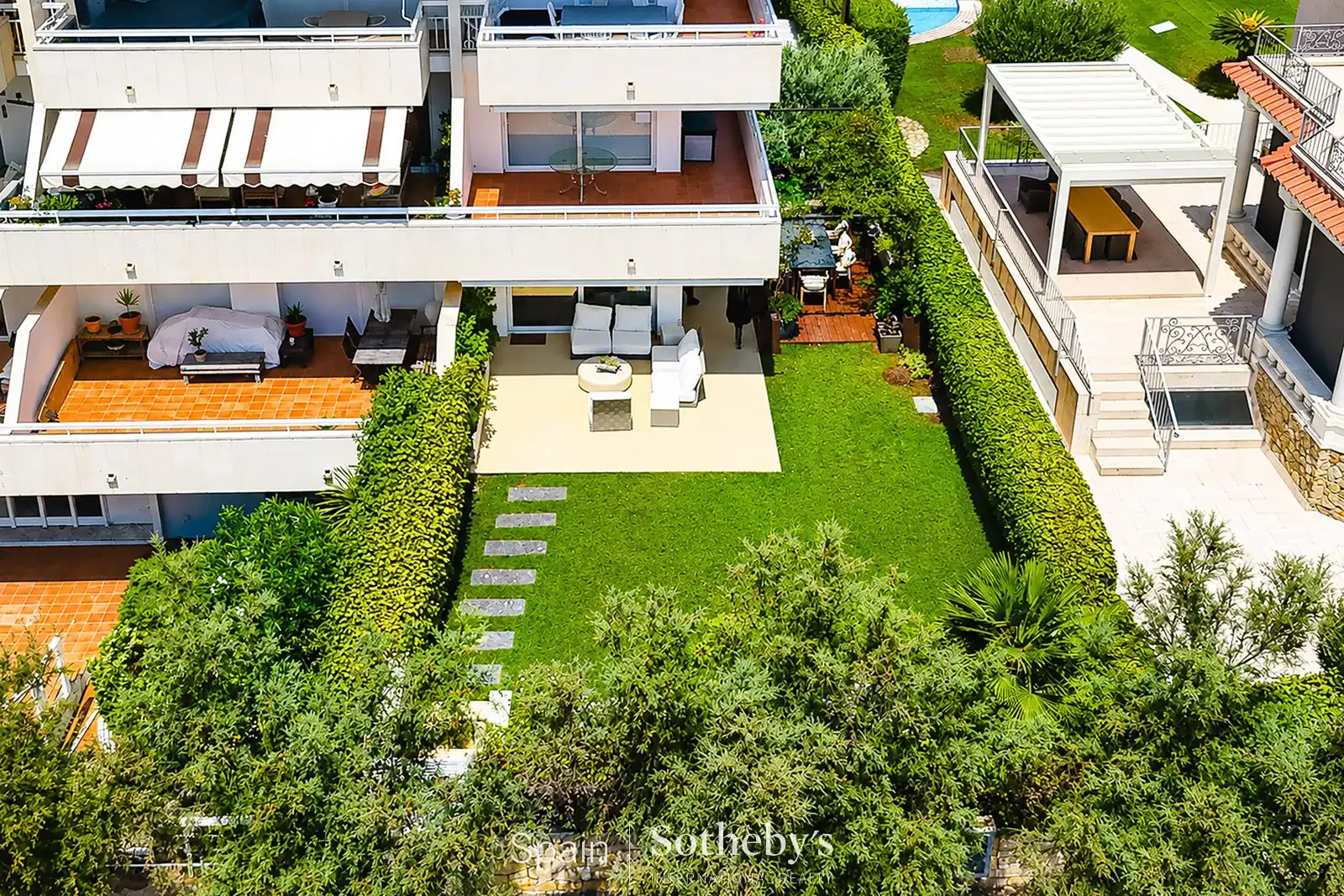 Garten von Wohnungen zum Verkauf in Sitges mit Klimaanlage, Heizung und Privatgarten
