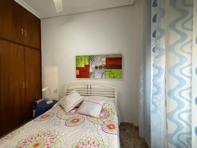 Habitación de Apartamento en venta en Murcia con Aire acondicionado, Calefacción y Jardín privado