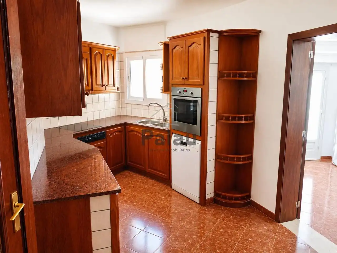 Cuina de Casa o xalet en venda en Ciutadella de Menorca amb Jardí privat, Terrassa i Traster
