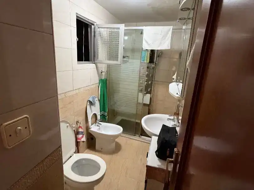 Bany de Pis en venda en Ahigal de los Aceiteros amb Traster, Moblat i Balcó