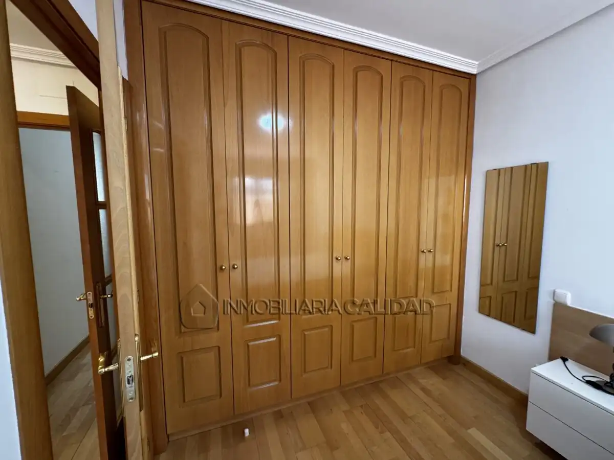 Bedroom of Flat for rent in Burgos  with Heating, Terrace and Storage room