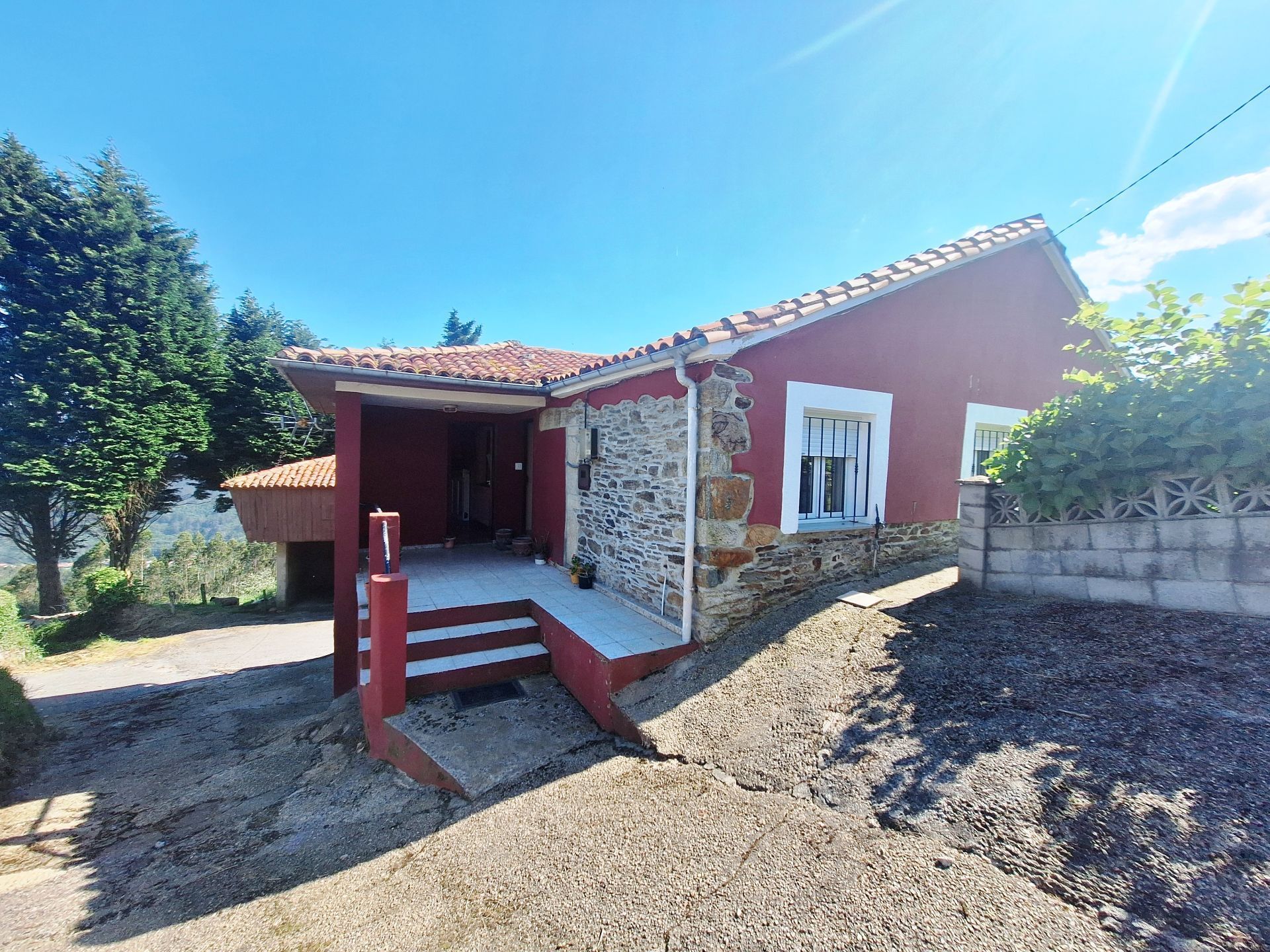 Exterior view of Country house for sale in Salas  with Private garden and Storage room