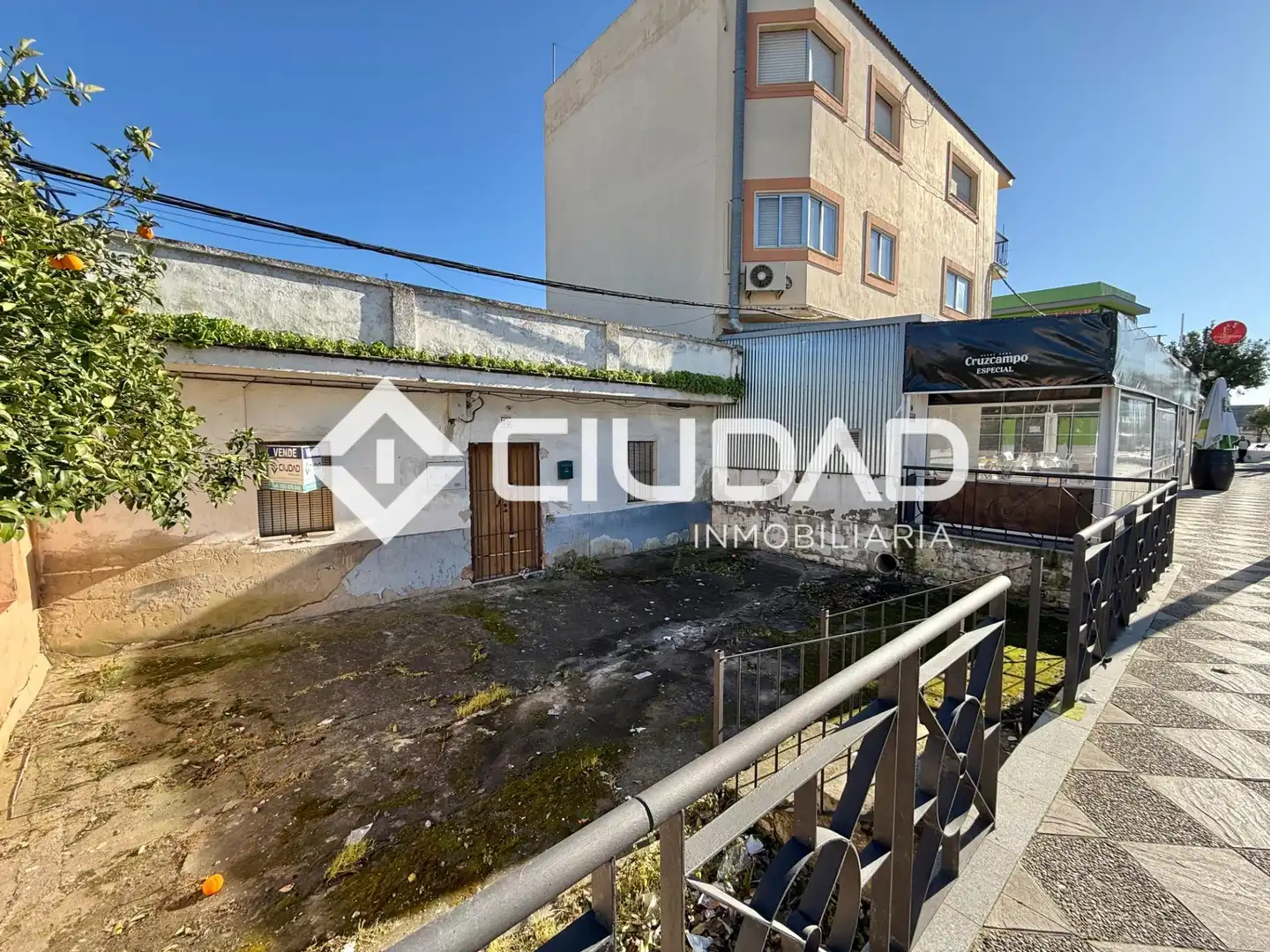 Vista exterior de Casa o chalet en venta en El Cuervo de Sevilla