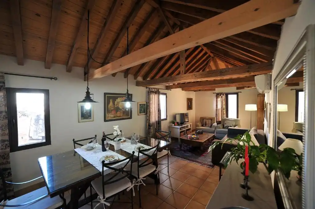 Dining room of Flat for rent in Casco Histórico