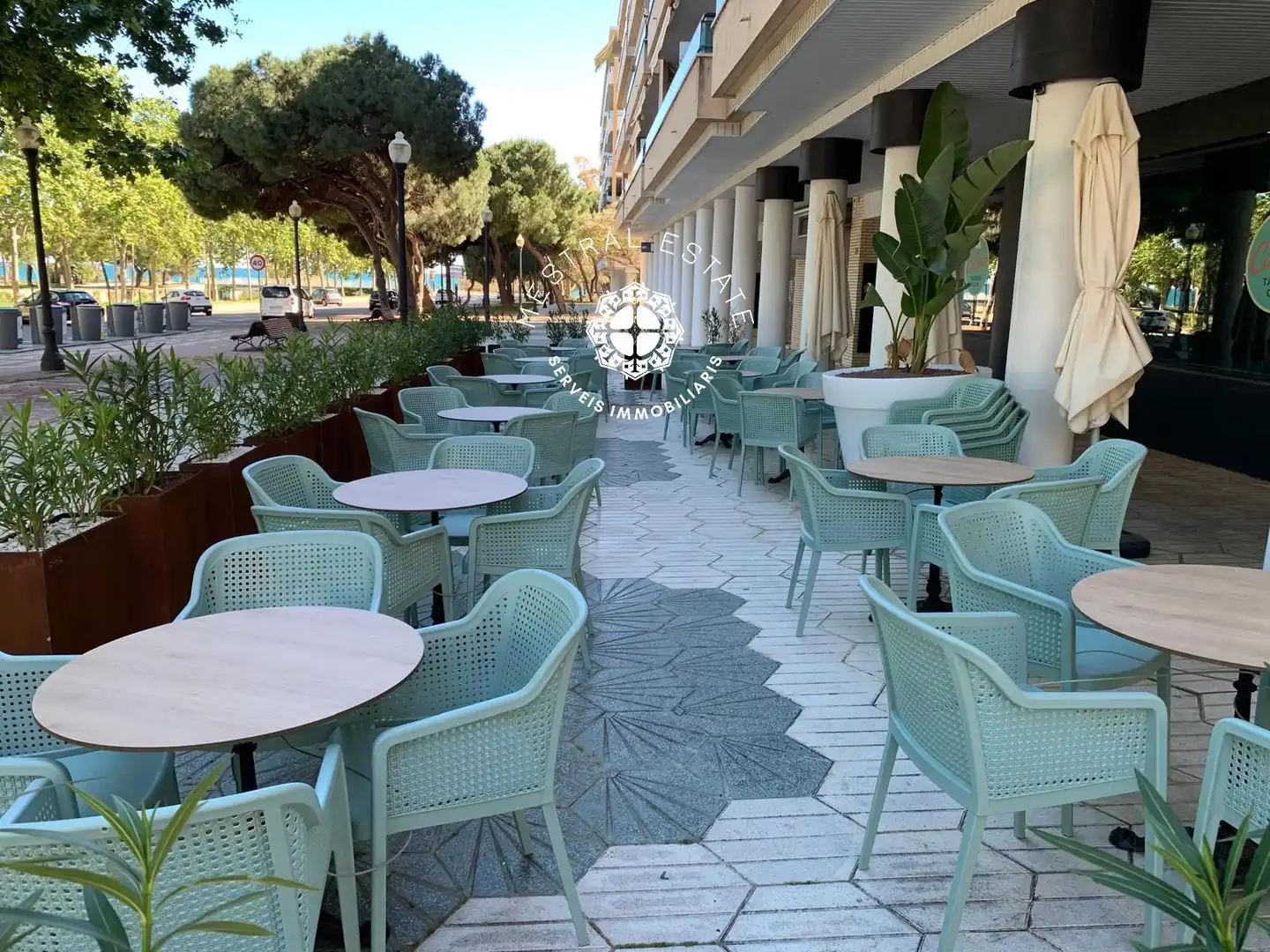 Business premises for transfer in GARBI, imagen 2