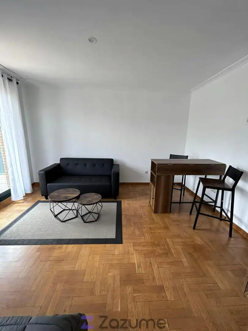 Wohnzimmer von Wohnung zur Miete in Llanes mit Heizung, Parkett und Terrasse