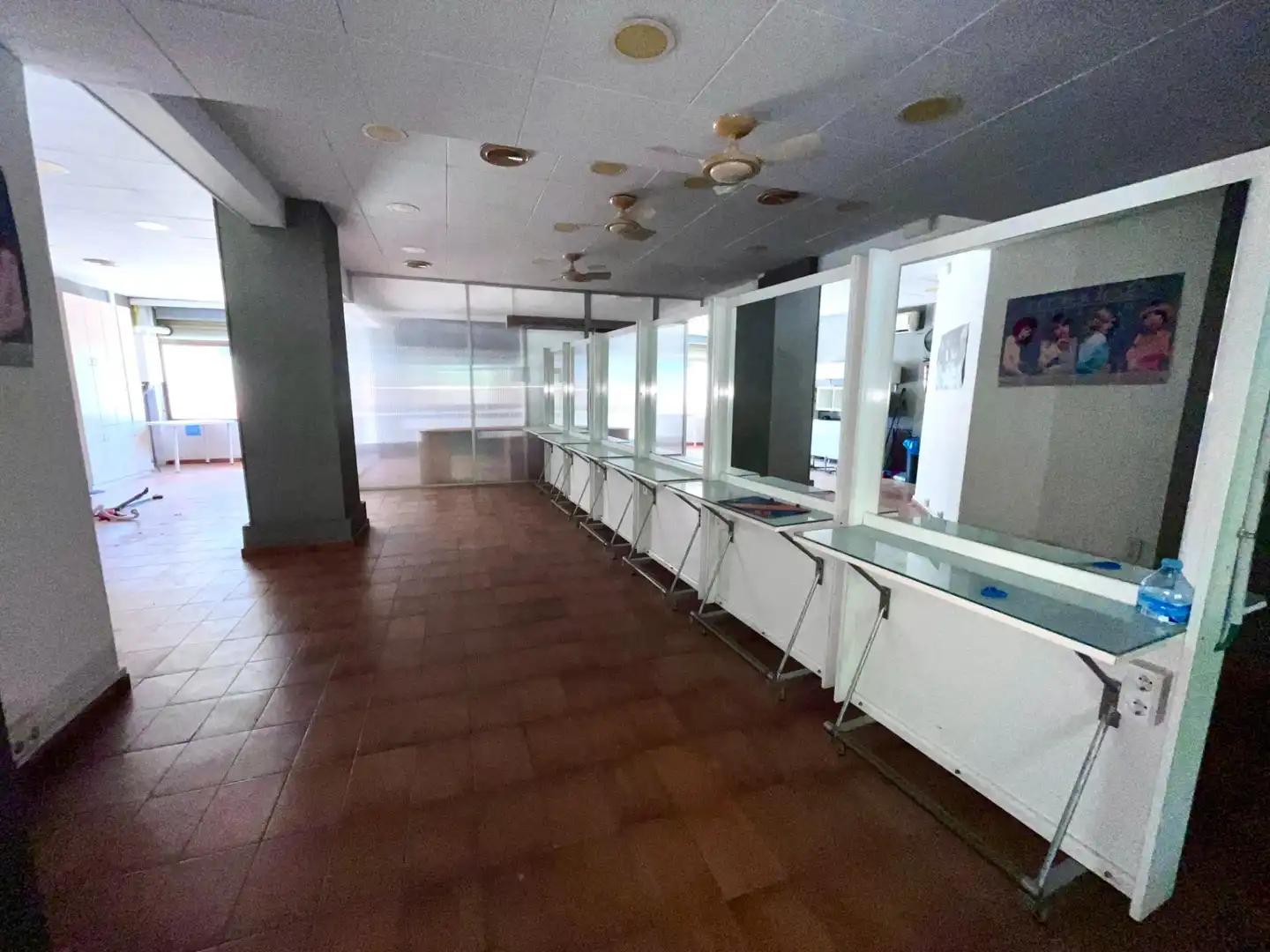 Local commercial à vendre à Martorell, imagen 2