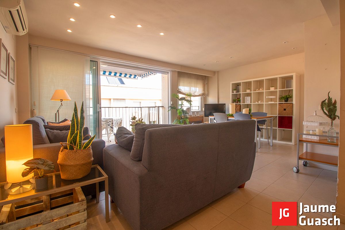 Sala d'estar de Pis en venda en Torredembarra amb Terrassa