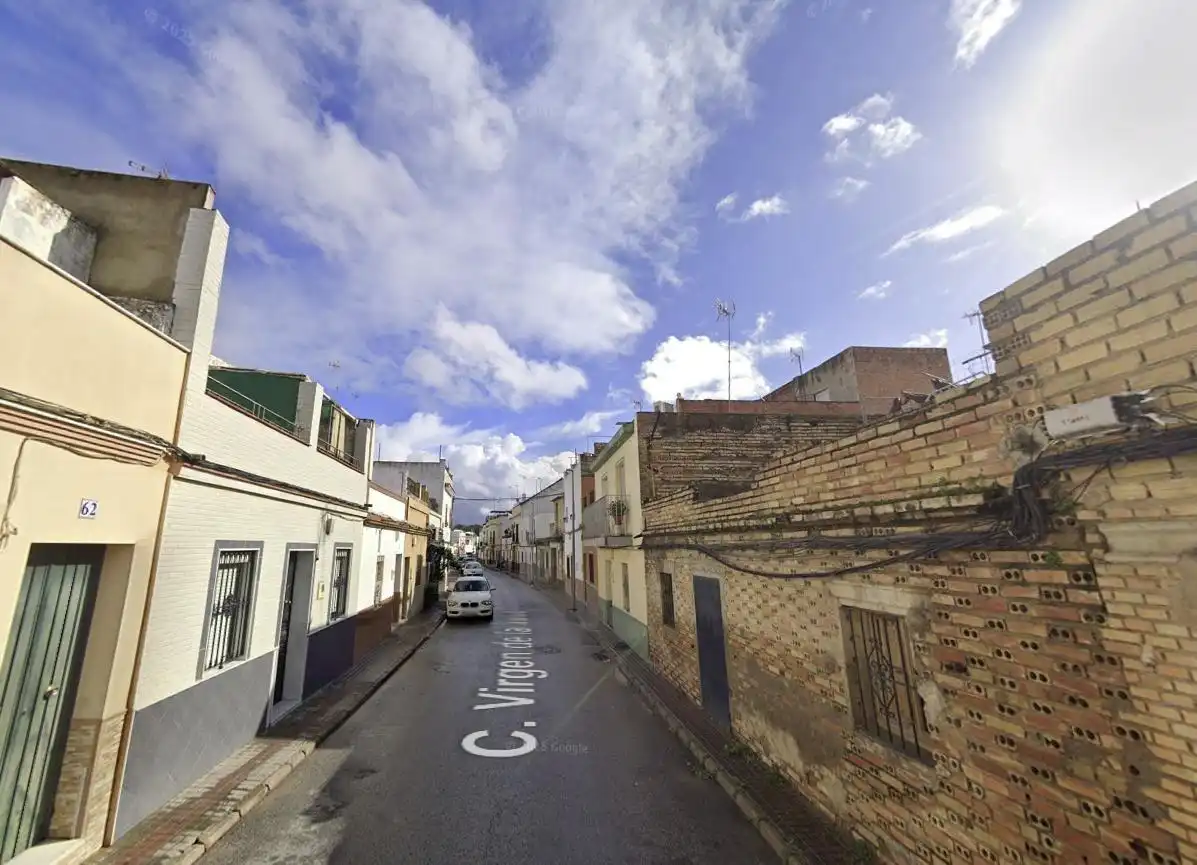 Casa en venda a Calle VIRGEN DE LA SALUD