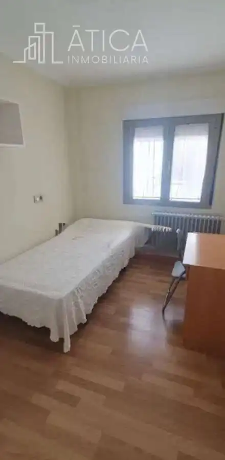 Bedroom of Flat for rent in Salamanca  with Heating, Terrace and Furnished