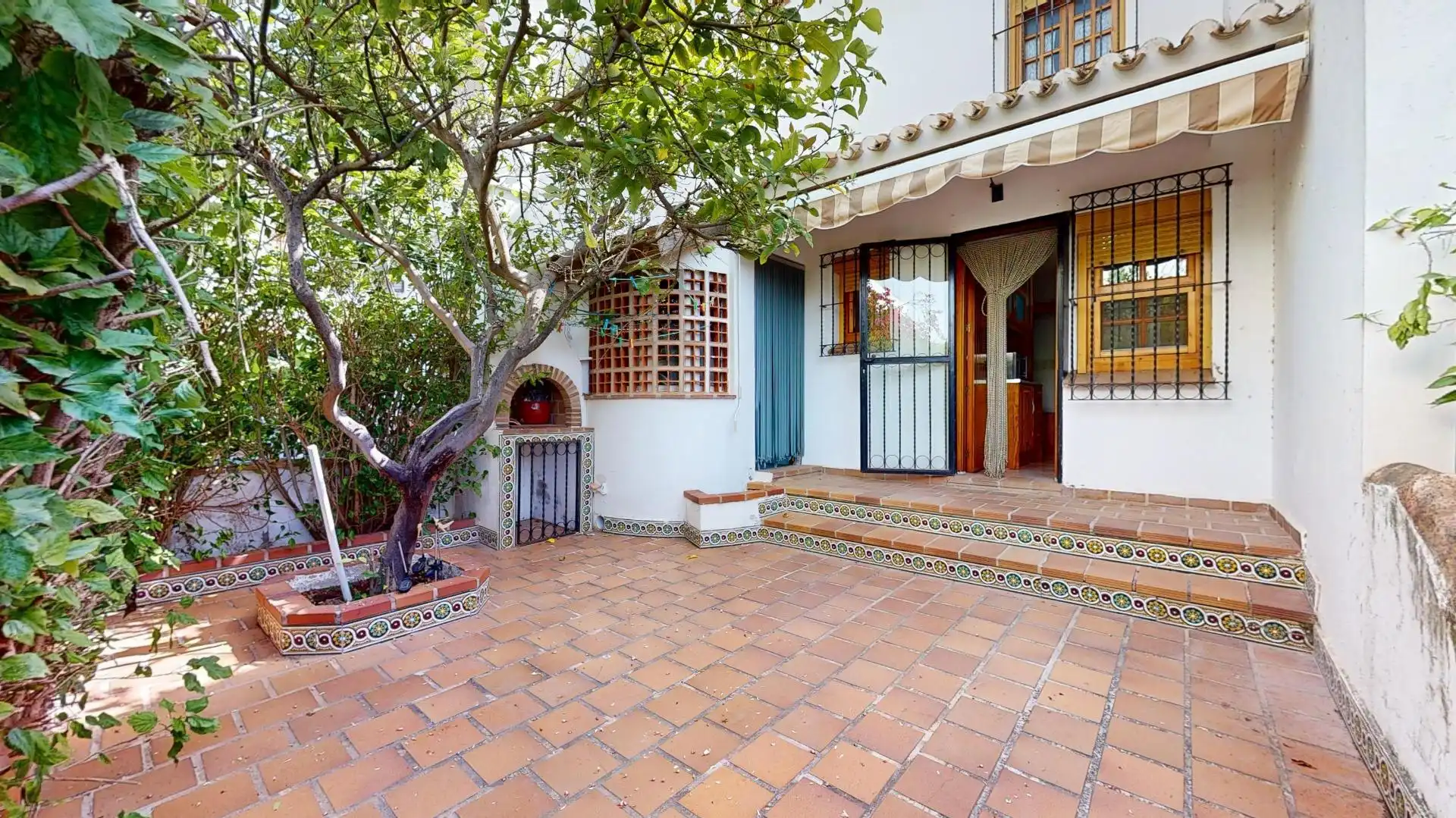 Garden of Detached homes for sale in Pilar de la Horadada  with Terrace, Furnished and Balcony