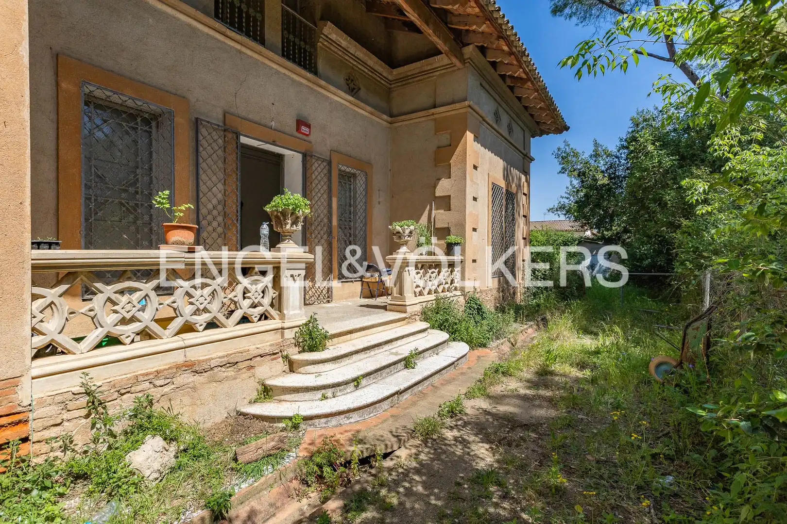Exterior view of Houses for sale in Sant Cugat del Vallès  with Heating, Private garden and Terrace