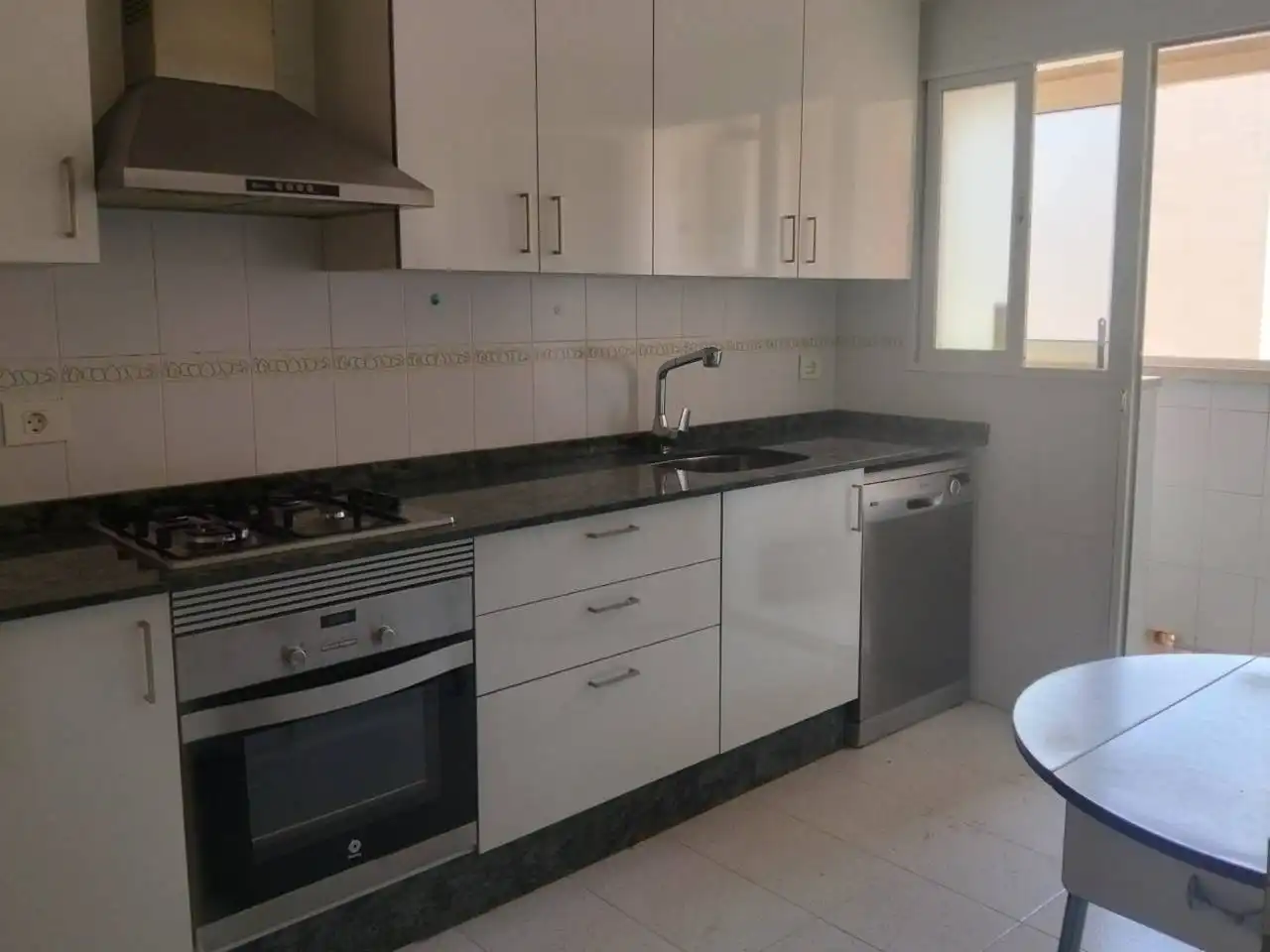 Cocina de Piso de alquiler en Castellón de la Plana / Castelló de la Plana con Terraza y Amueblado