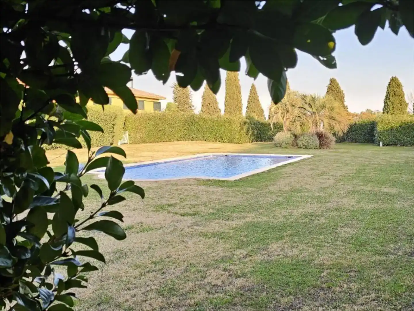 Piscina de Piso en venta en Navata con Aire acondicionado, Jardín privado y Trastero