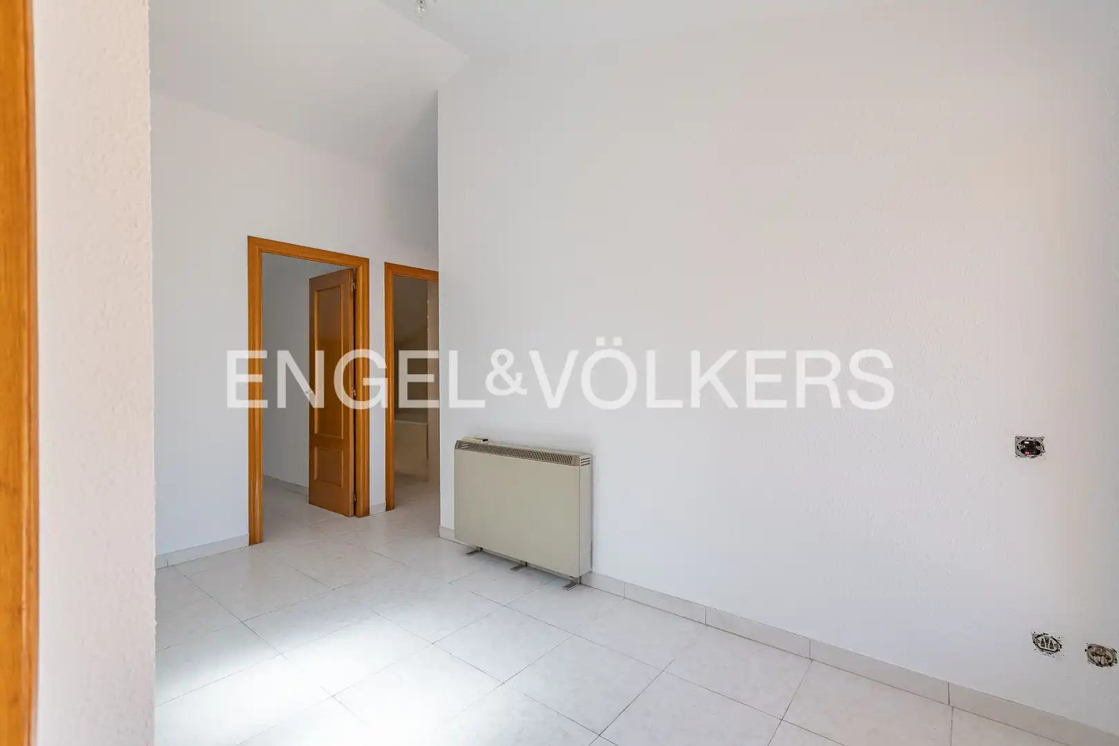 Dúplex en venta en Palau-solità i Plegamans con Calefacción, Terraza y Balcón