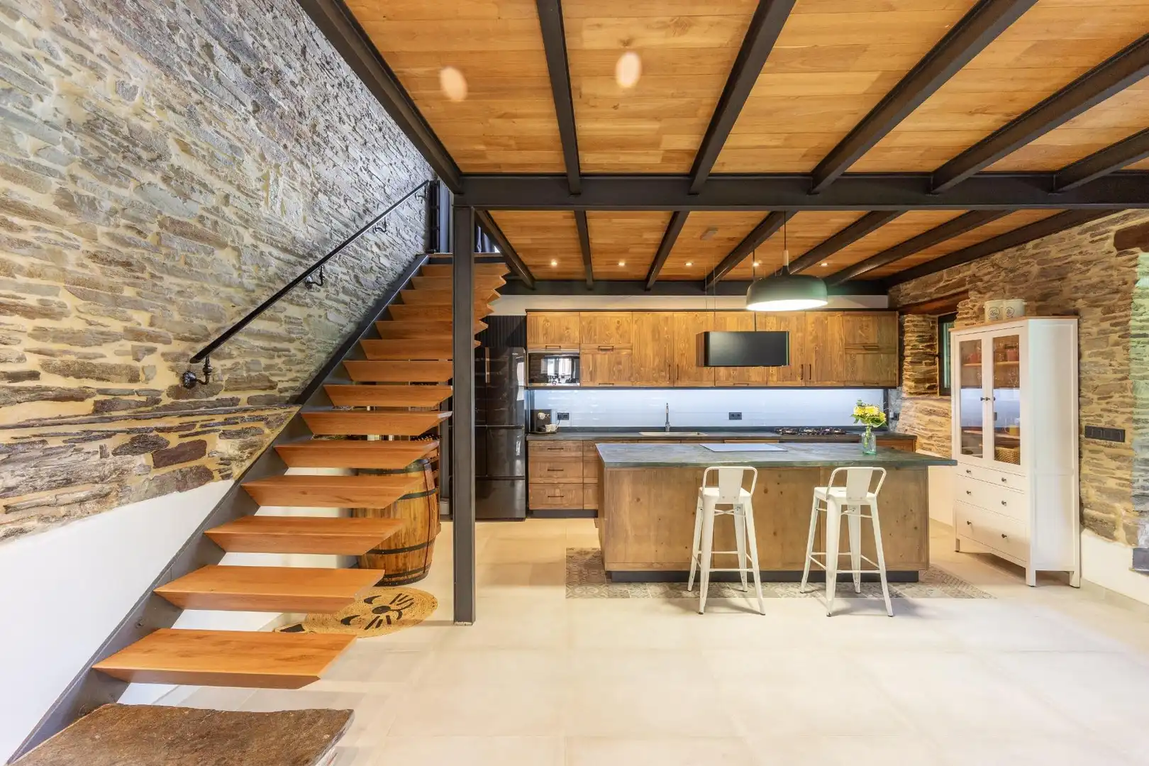 Cocina de Casa o chalet en venta en Lugo con Calefacción, Jardín privado y Jacuzzi