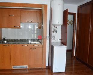 Kitchen of Flat for sale in Santiago de Compostela 