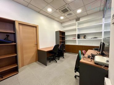 Office space to rent in EL FLORIO 114