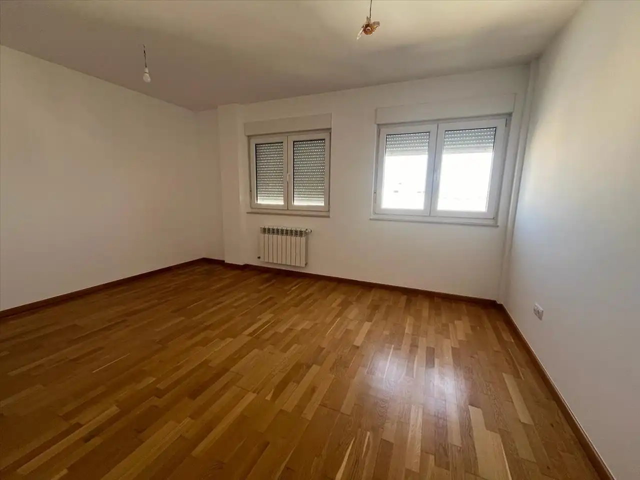 Dormitori de Dúplex en venda en Lugo amb Calefacció, Parquet i Terrassa