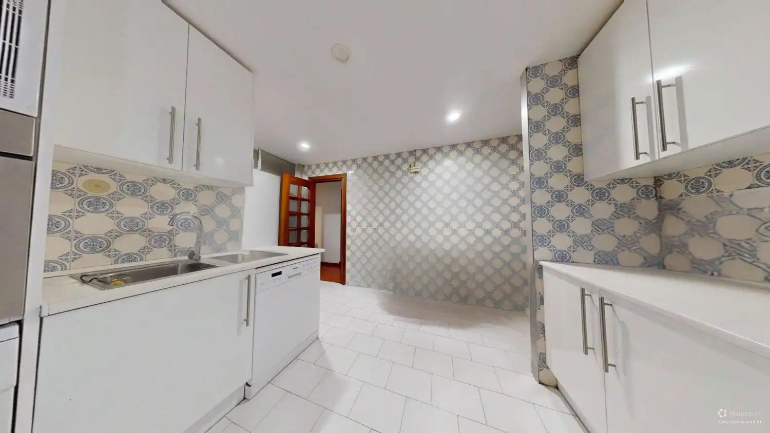 Kitchen of Flat for sale in Sevilla  with Air Conditioner and Terrace