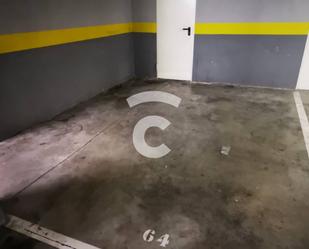Garage to rent in Vic