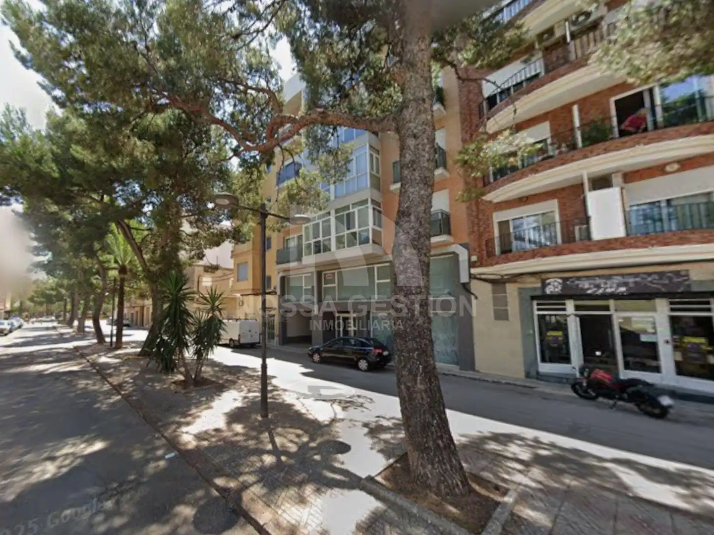 Individual for sale in Calle de Ausiàs March