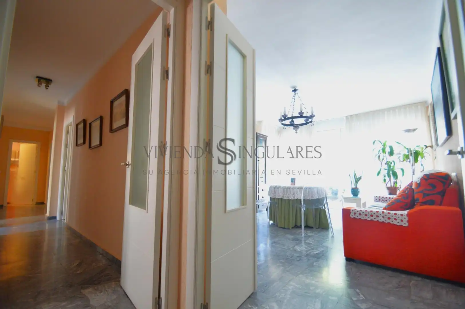 Flat for sale in Sevilla  with Air Conditioner, Terrace and Storage room