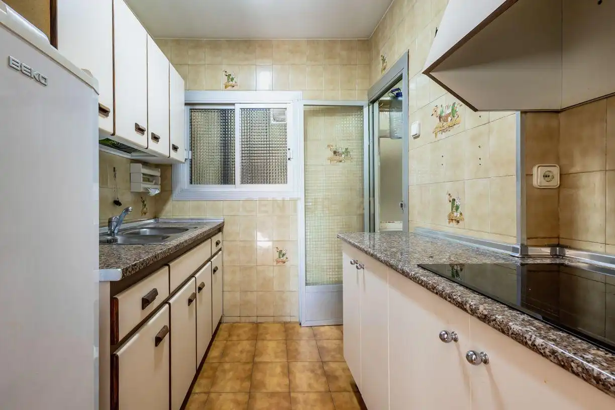 Cocina de Piso en venta en Nou Barris