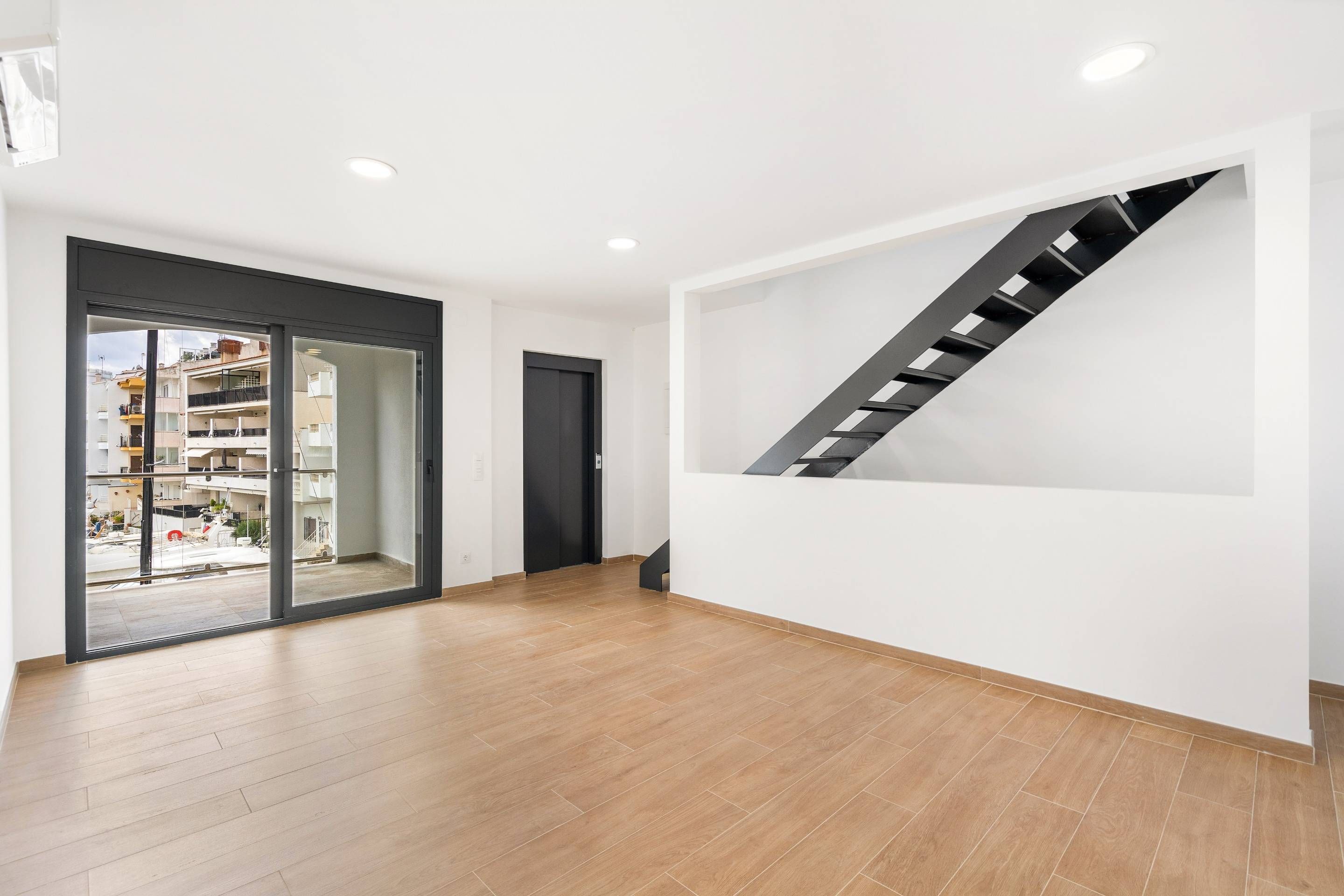 Building for sale in Empuriabrava