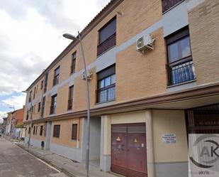 Vista exterior de Pis en venda en Mocejón amb Aire condicionat i Terrassa