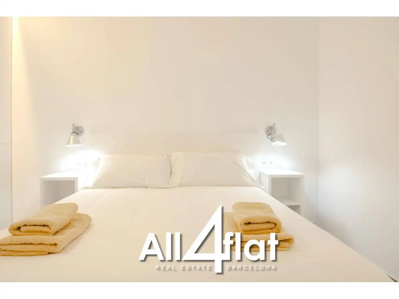 Bedroom of Study for rent in Barcelona  with Air Conditioner, Heating and Furnished