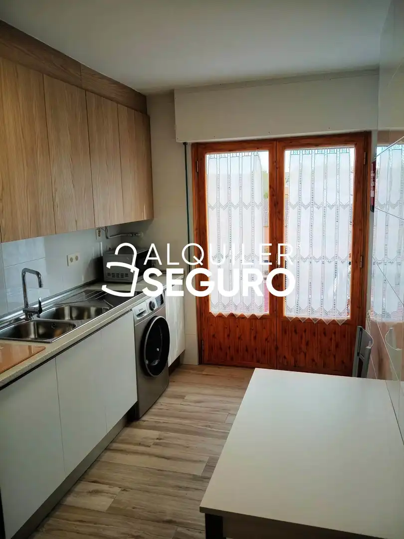 Küche von Wohnung zur Miete in Fuensaldaña mit Heizung und Möbliert