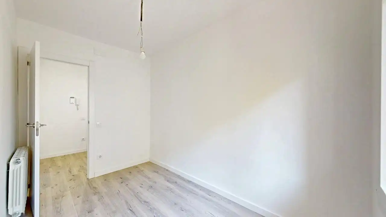 Flat with terrace for sale in Calle BAC DE RODA, imagen 10