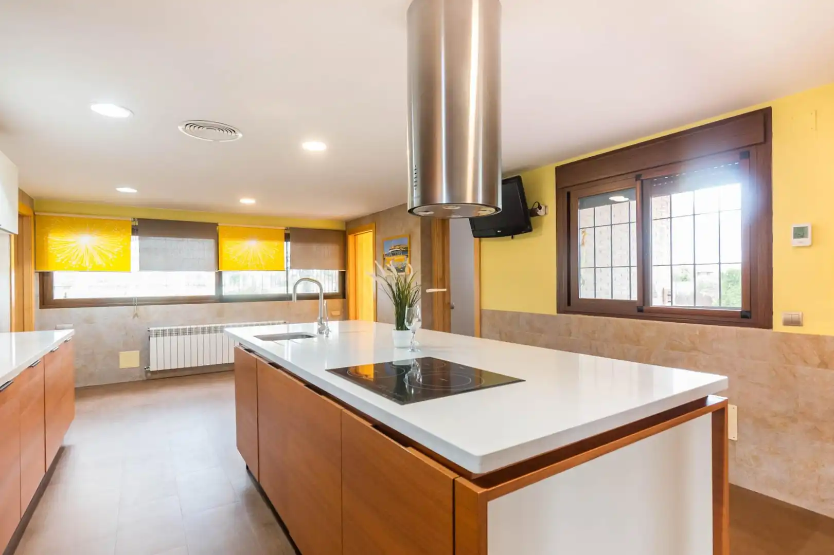 Cocina de Casa o chalet en venta en Murcia con Aire acondicionado, Calefacción y Jardín privado
