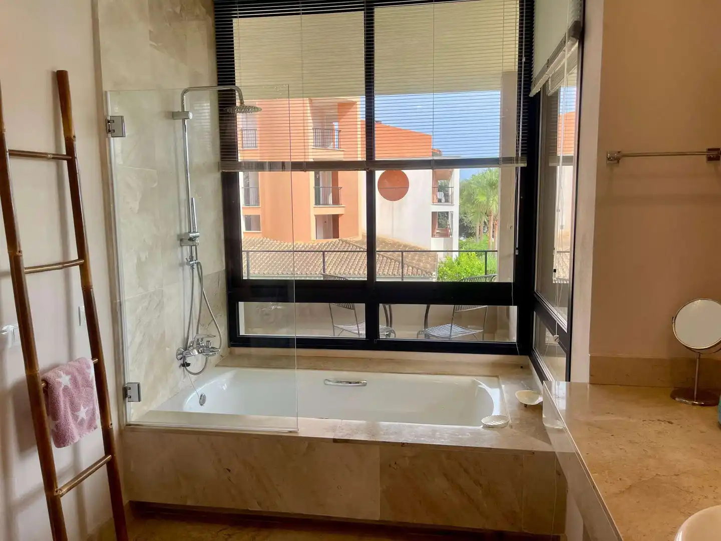 Baño de Piso de alquiler en Son Servera con Aire acondicionado, Terraza y Amueblado