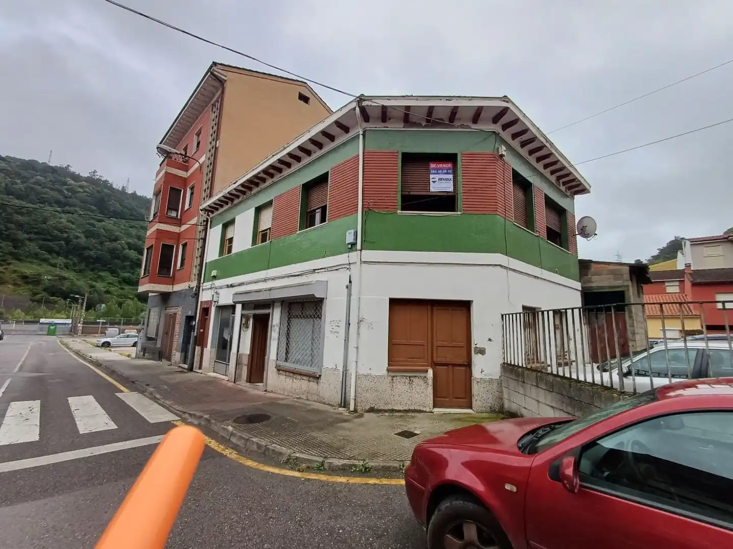 Vista exterior de Casa o chalet en venta en Mieres (Asturias) con Trastero y Piscina