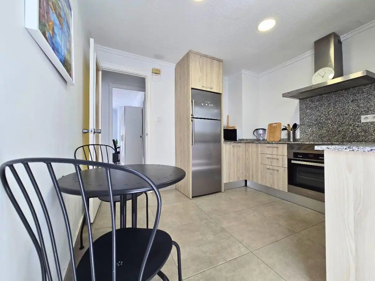 Cocina de Piso de alquiler en Elche / Elx con Amueblado y Balcón