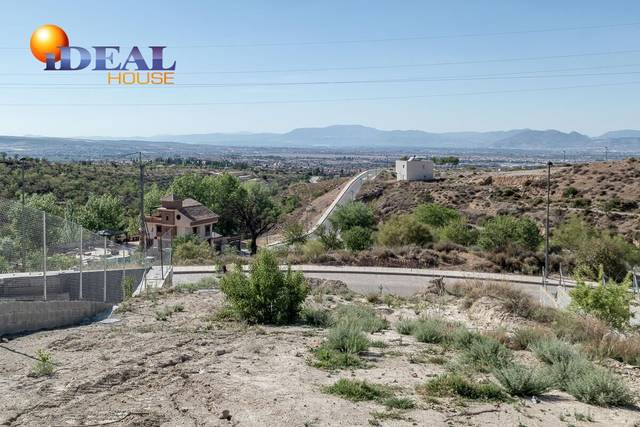 Terreno residencial en Venta en Altos de la Zubia